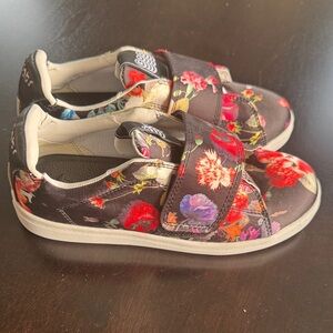 Floral Black Kids Sneakers with Velcro Straps NWOT